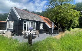 Gastenverblijf Natuurhuisje De Kleine Hazerij